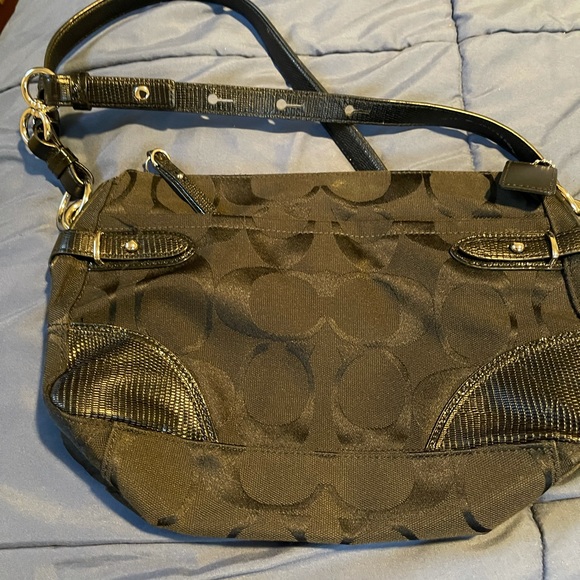 Coach Bag - Picture 3 of 5